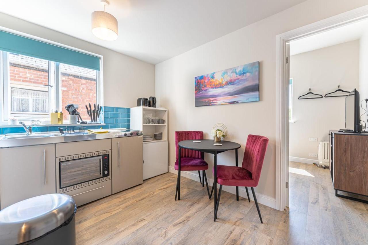 Superb One Bedroom Apartment In Coventry Cv1 *New* Exterior foto